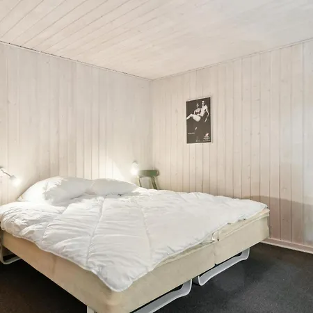 4 Bedroom Lovely In *